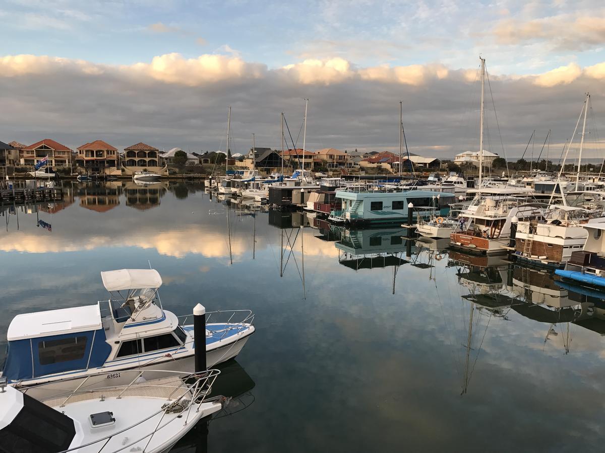 Marina View Chalets Mandurah Buitenkant foto