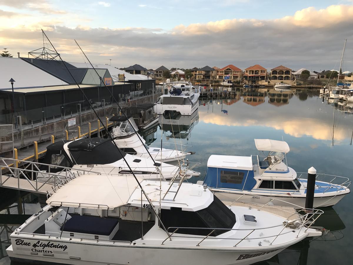 Marina View Chalets Mandurah Buitenkant foto